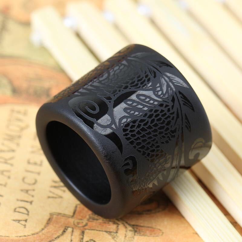 Natural Obsidian Hand Carved H - Wedding Sutra avis et prix